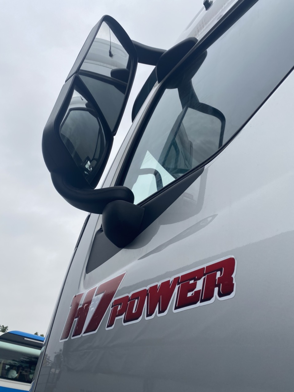 z4322421055144_d9a1ab9aeaace6939be4af73fa9db611